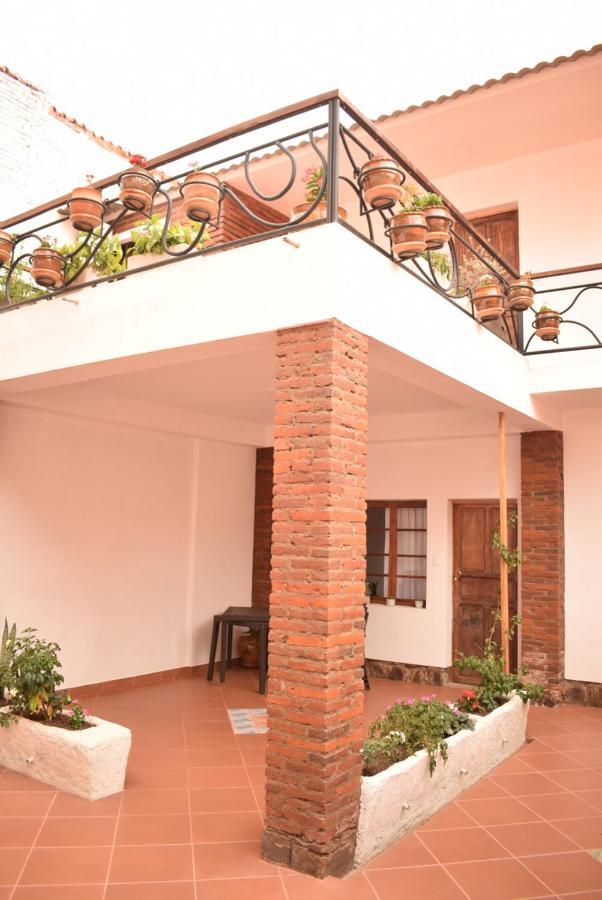 Casa San Martin Suites Кочабамба Экстерьер фото