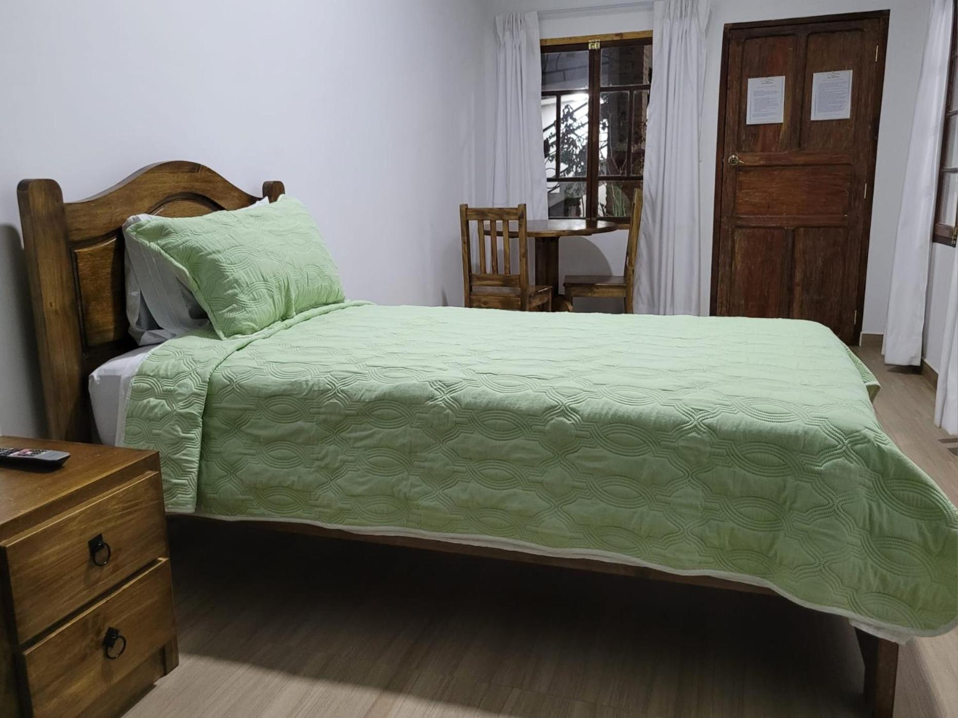 Casa San Martin Suites Кочабамба Экстерьер фото